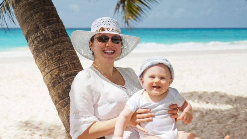 Organiser des vacances relaxantes avec bébé