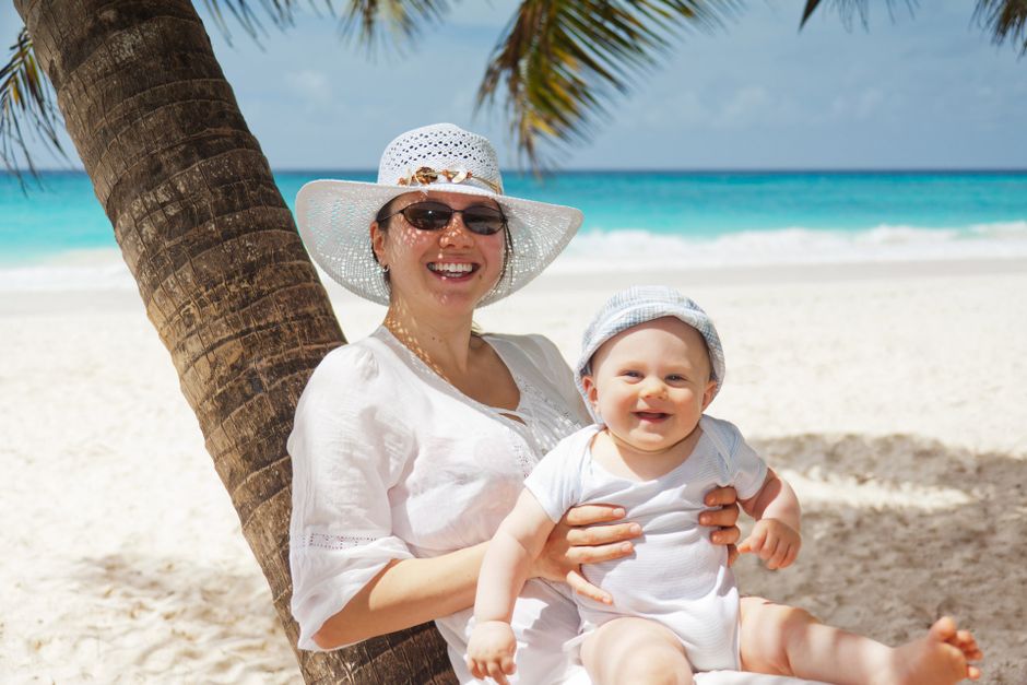 Organiser des vacances relaxantes avec bébé