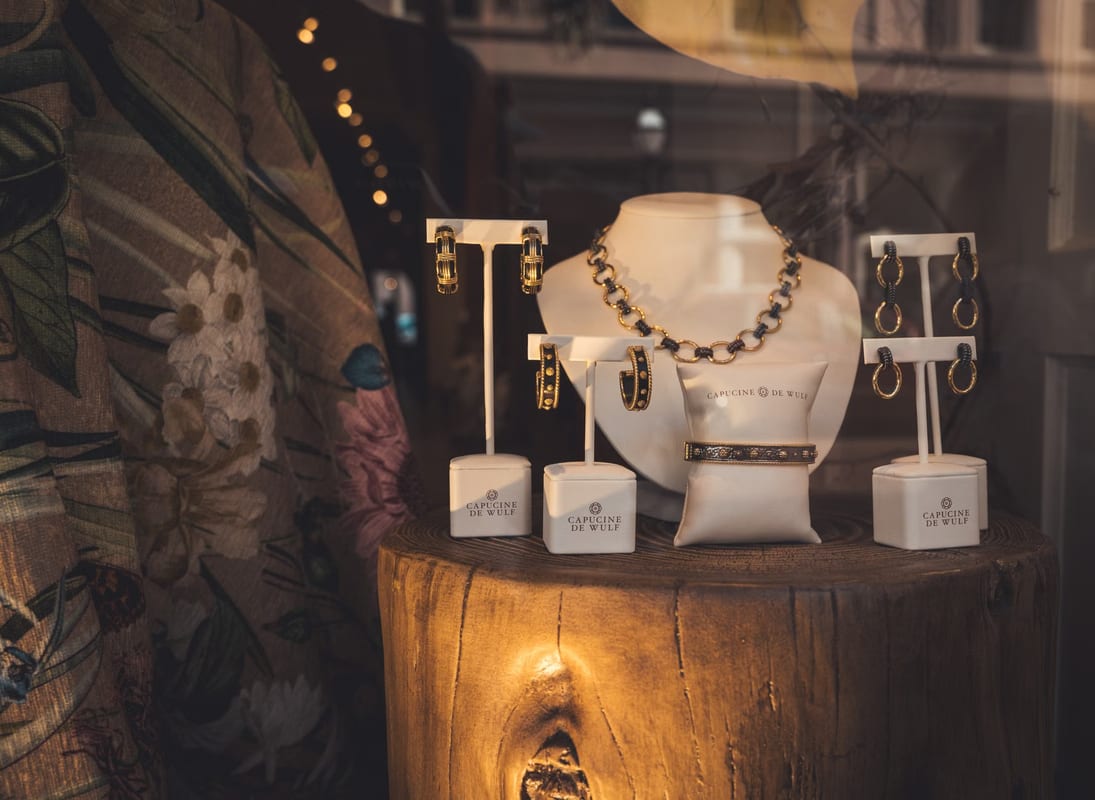 Bijoux de famille : transmettre ou vendre