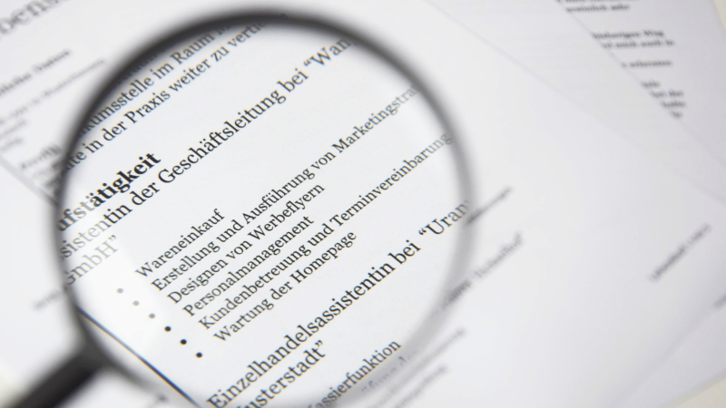 Rechercher des infos fiables sur la parentalité sans y passer ses soirées